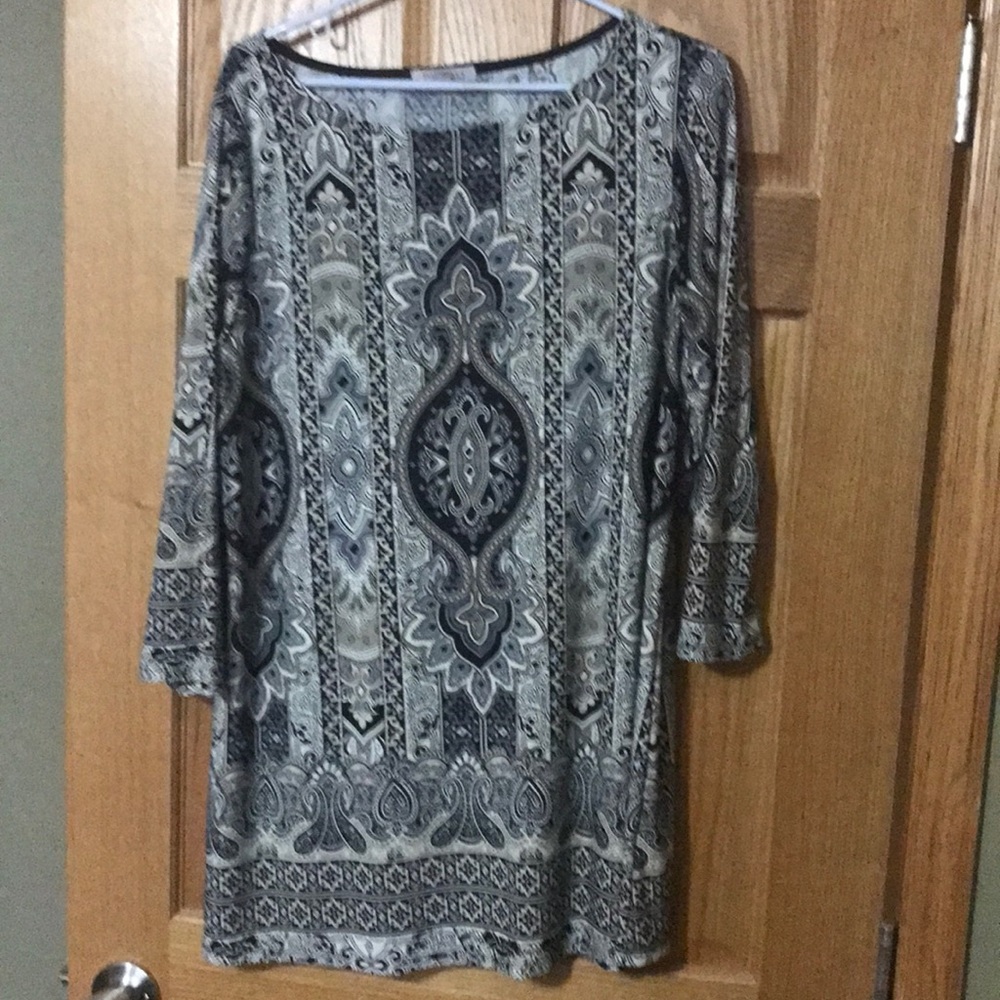 Blouse with 3/4 sleeves